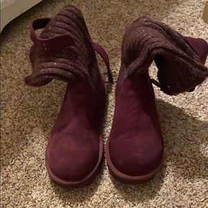 Purple Ugg’s size 8